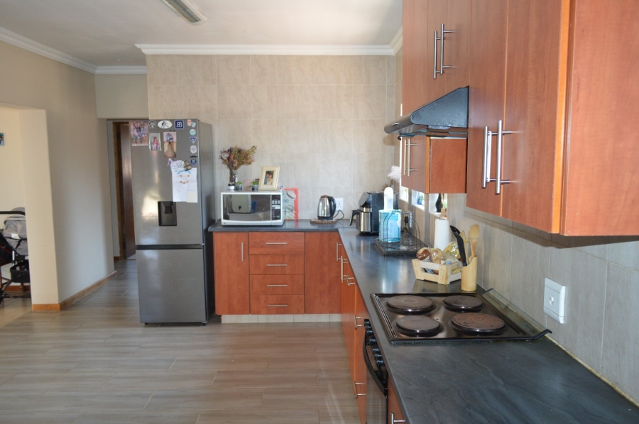 3 Bedroom Property for Sale in Wilkoppies North West